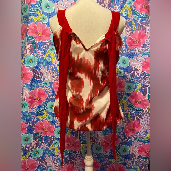 💕3 for $20💕 Patterned Blouse - Picture 6 of 7